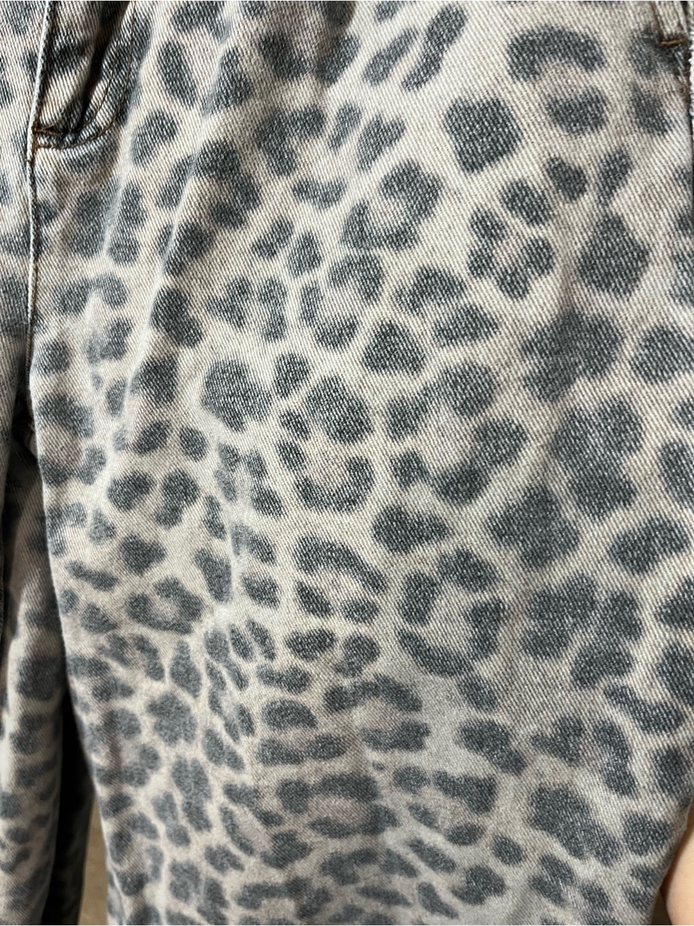 Pilcro Double Hem High-Rise Barrel Jeans - Picture 12 of 12